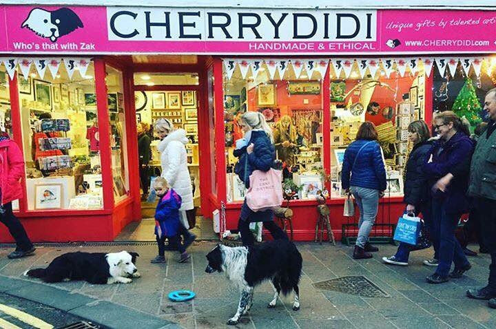 Pls share. Super Retail Assistant required for Cherrydidi (full time or 2x part time) - Excellent sales & customer service skills and a love for handmade & collies is a must.