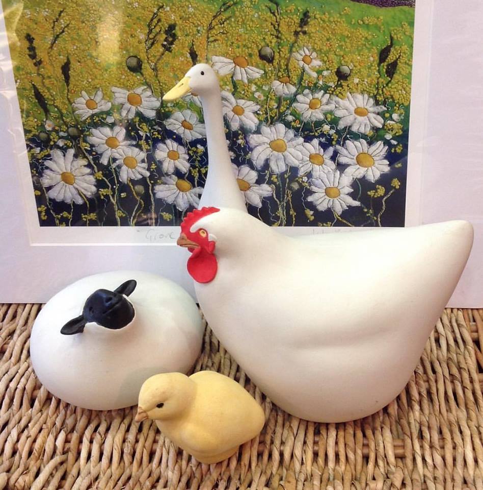 ‪Down on the Cherrydidi farm we only allow Fabulously Funky Farmyard animals made by the talented Orchard Pottery!