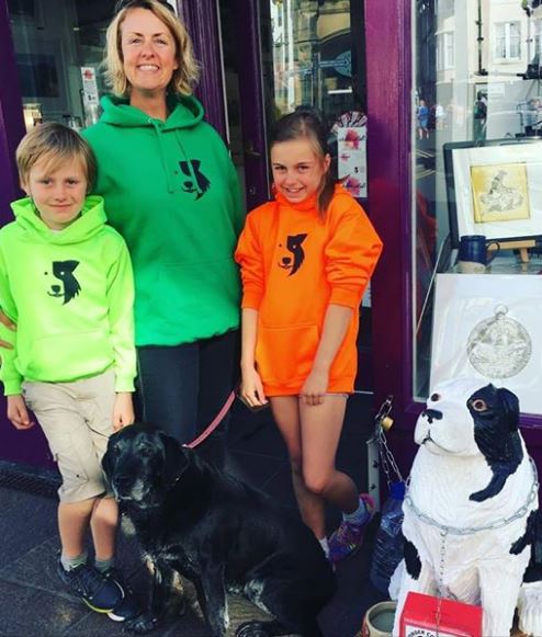 The @tycedesigns clan kitted out in #zakthecolliedog hoodies