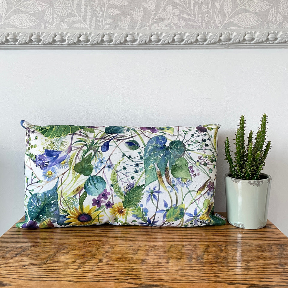 Botanical with White Background - Oblong Cushion